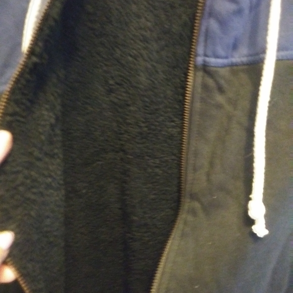 Threads 4 Thought sherpa style jacket - Picture 4 of 4